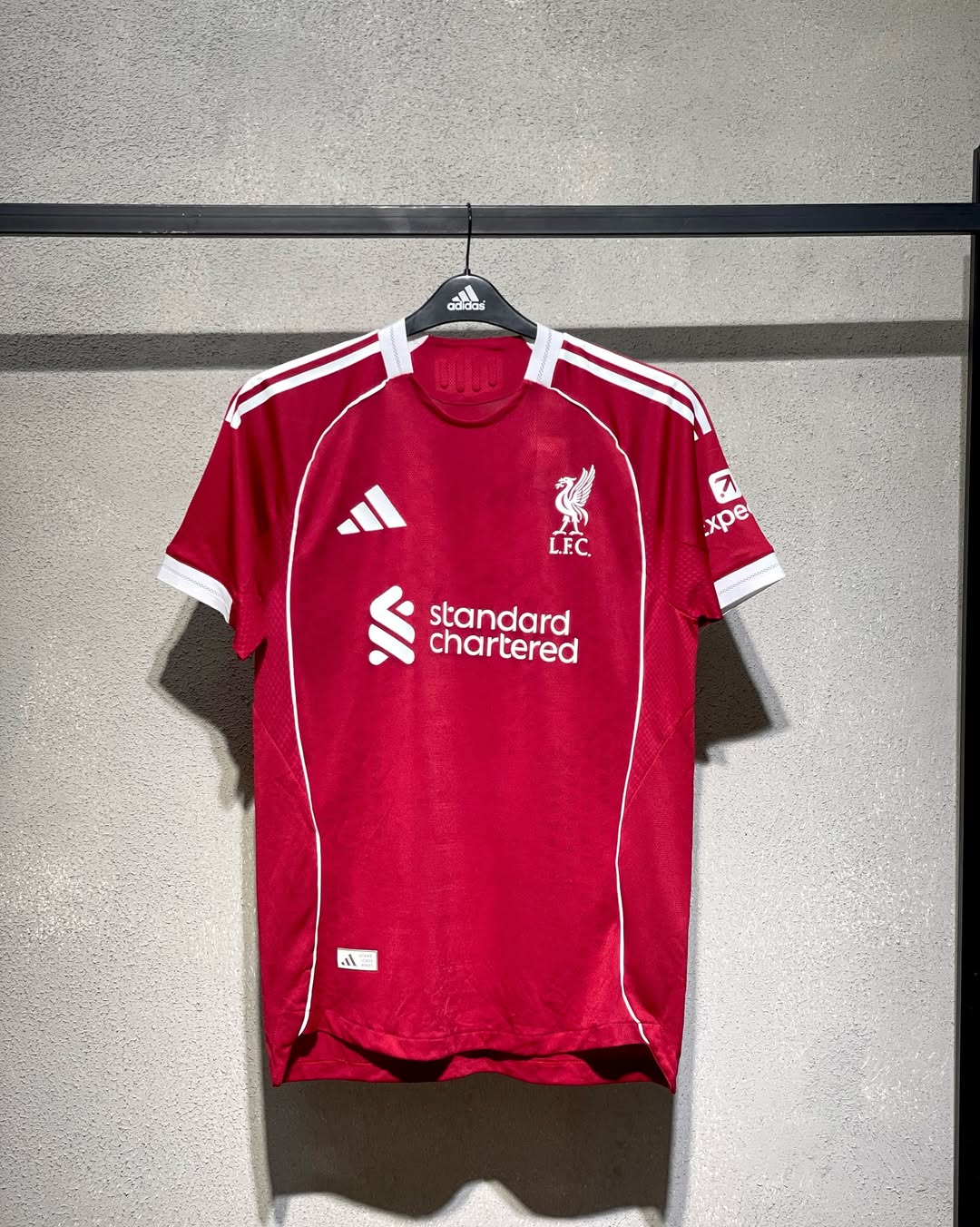Liverpool 25-26 Player Version Jersey