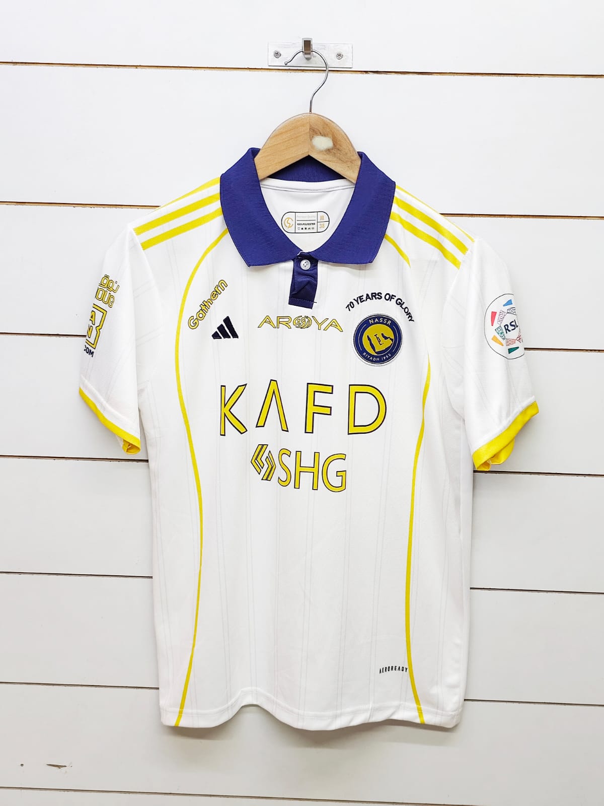 Al Nassr Jersey With Collar Ronaldo 7 Print | Embroidery Logos